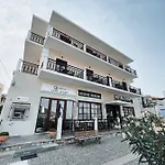 Hotel Eleni *